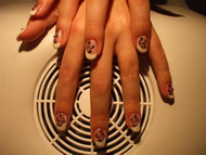 Zselés műköröm díszítés